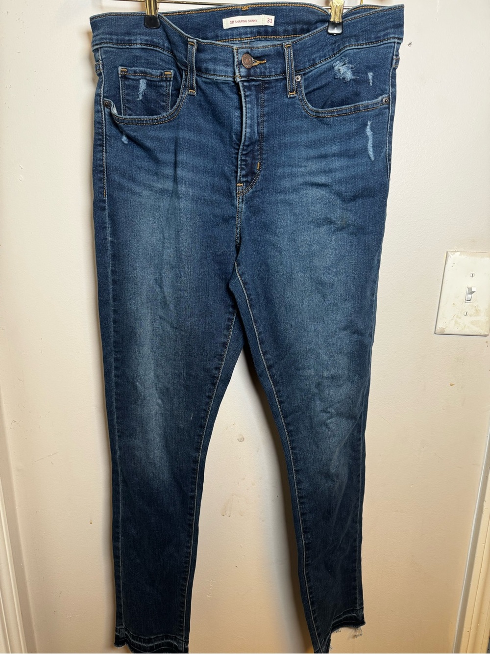 Levi’s 311 Shaping Skinny Women’s Blue Jeans Size 31